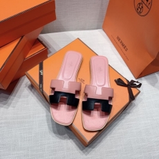 Hermes Slippers